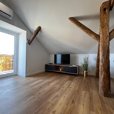 Apartment Do Brzegu Lepiej Loft Z Klimatyzacja I Tarasem Blisko Jeziora Parking