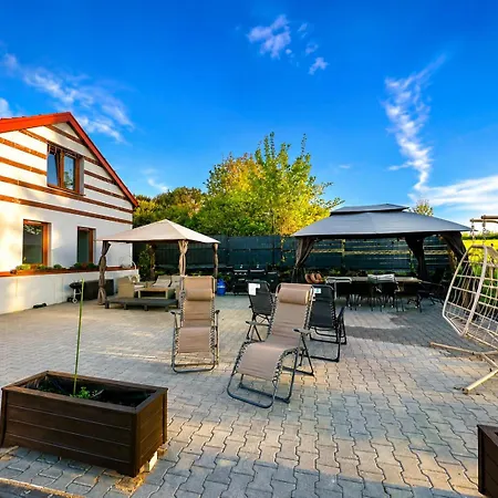 Do Brzegu Lepiej Loft Z Klimatyzacja I Tarasem Blisko Jeziora Parking Apartment